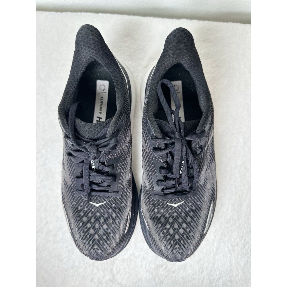 Hoka One One Clifton 9 Women's Size 7.5B Black White Running Lightweight Shoes - Picture 3 of 13